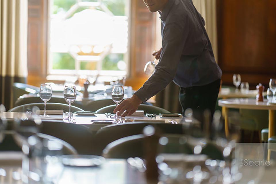 Food and Beverage Assistant