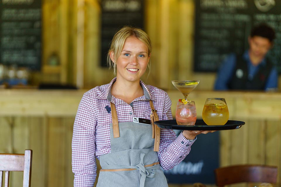 Assistant Food and Beverage Manager